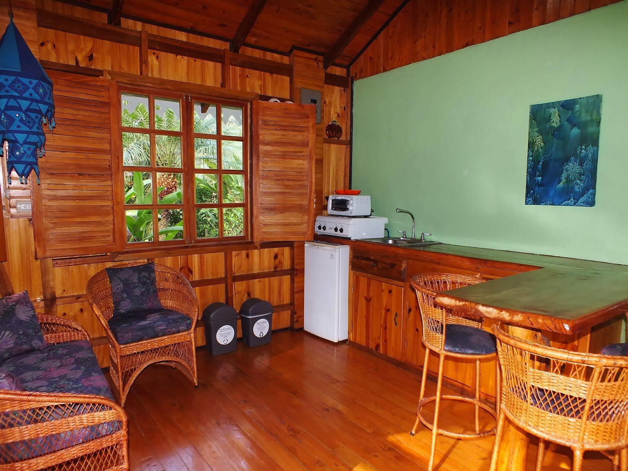Ciudad Perdida Ecolodge Cahuita Extérieur photo